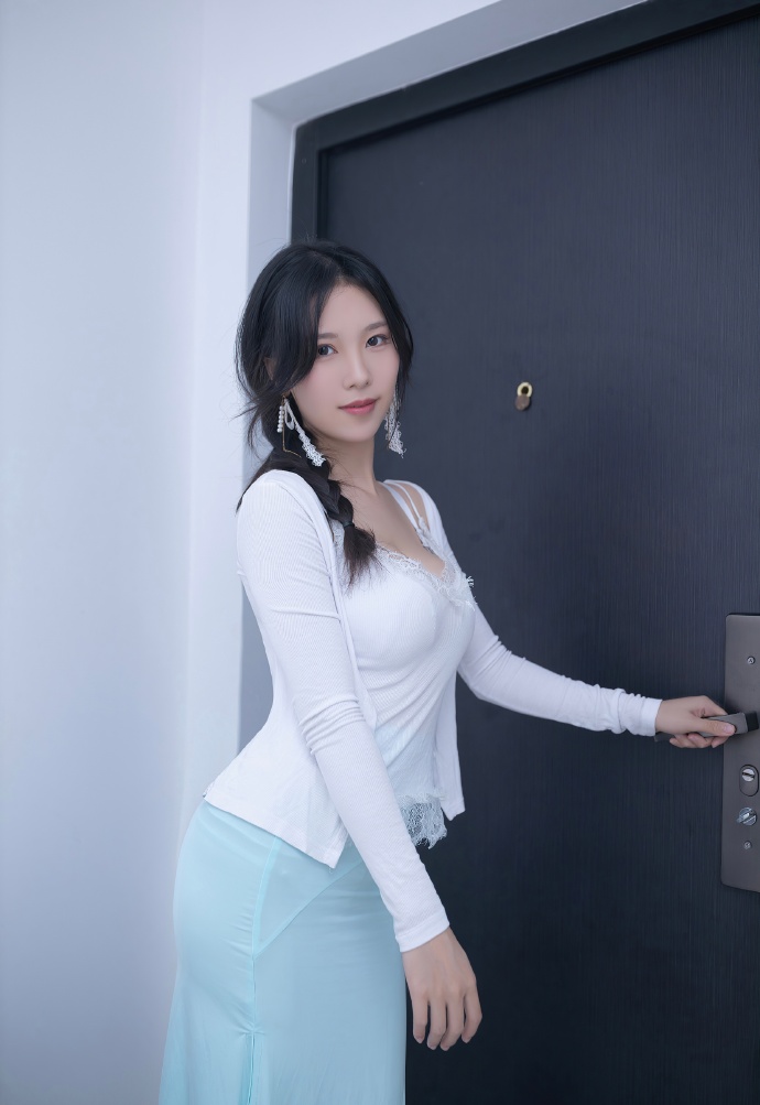 可怜的东西 封面